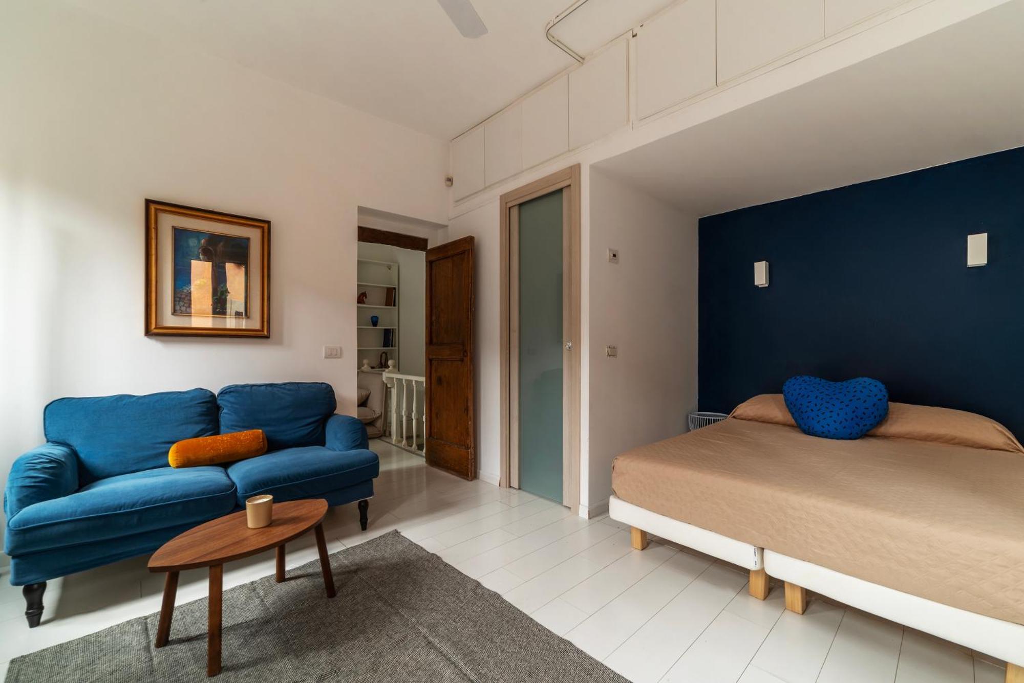 Piazza De' Renzi Duplex Apartment *