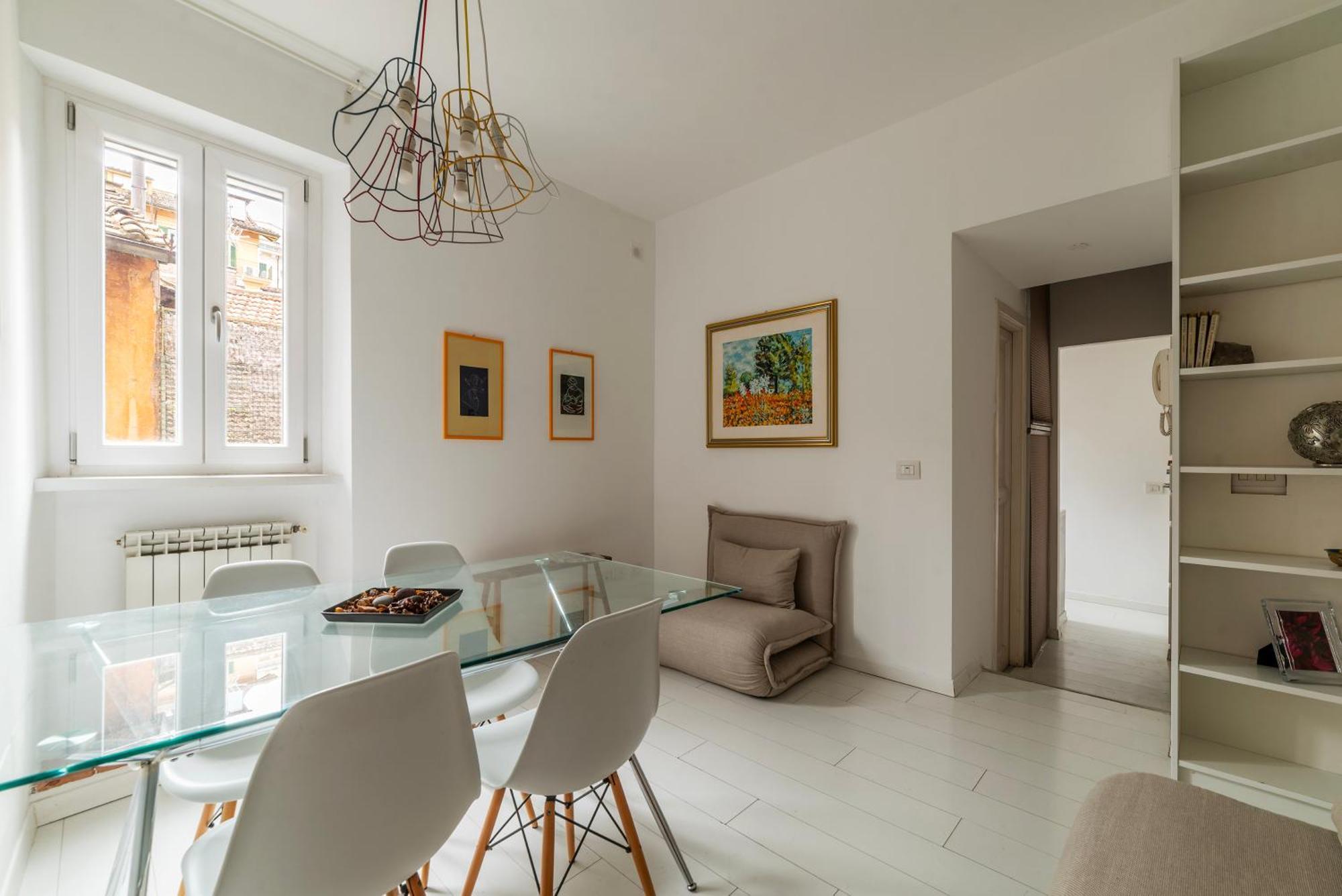 Piazza De' Renzi Duplex Apartment *