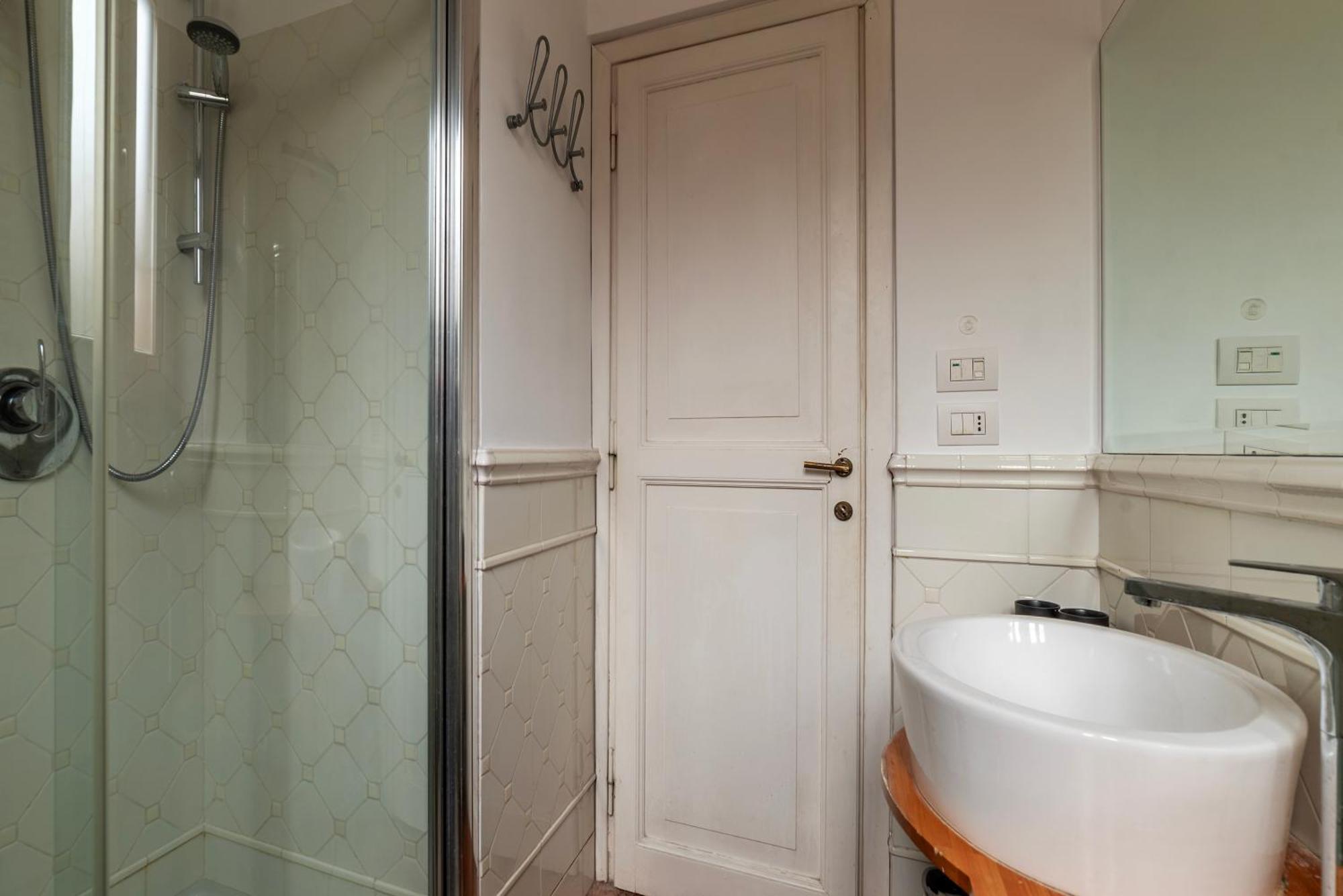 Piazza De' Renzi Duplex Apartment Rom